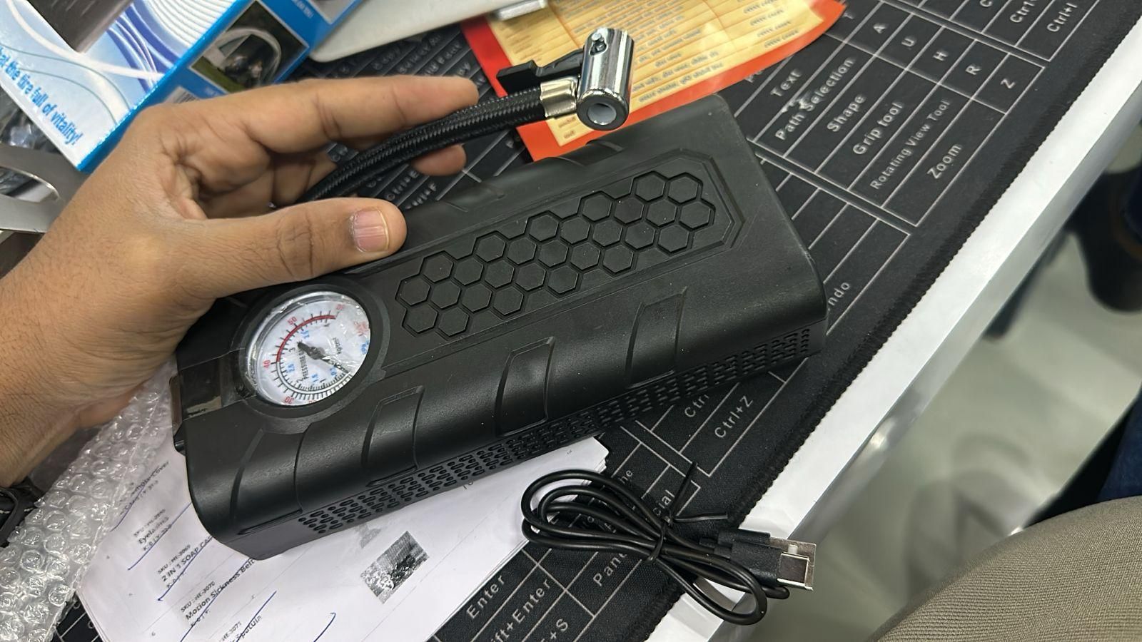 TurboAir Portable Tire Inflator